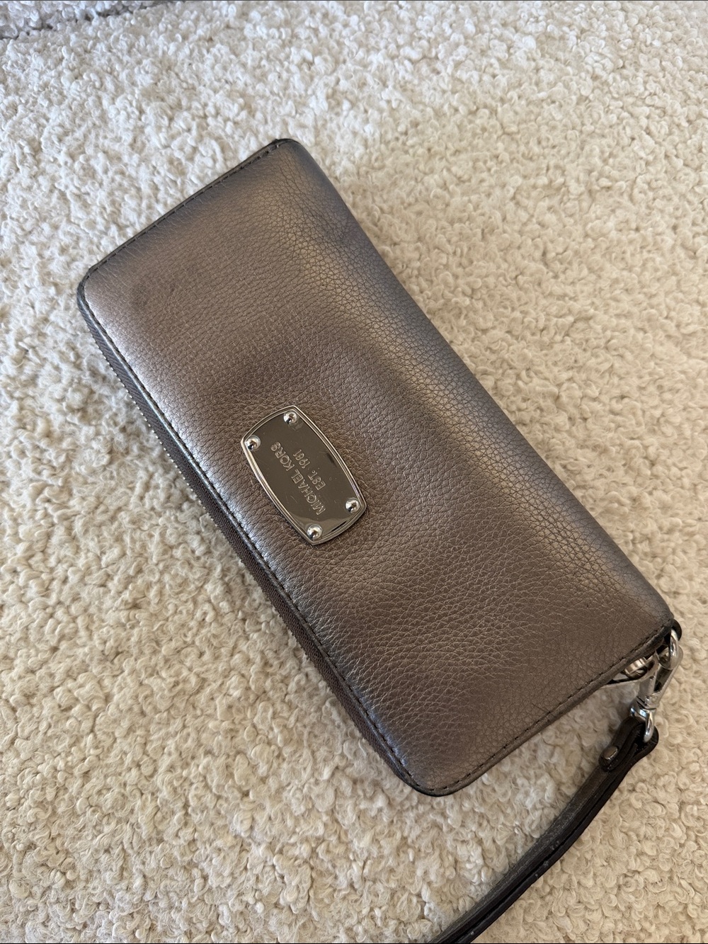 Michael Kors Metallic Pewter Zip Wristlet Wallet